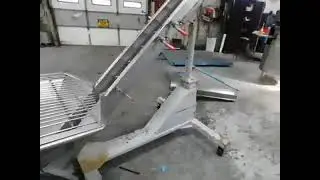 BID ON EQUIPMENT Item: 418265 - Inclined Screw Conveyor - Stainless Steel