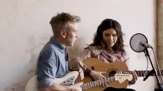 New Folk music 2020 . Australian Singer / songwriter Tania Wilds performs 