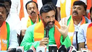 ಮಾಲೂರಿನಲ್ಲಿ ನಡೆಯುತ್ತಿರುವ  ಭೂಕಬಳಿಕೆ ವಿರುದ್ಧ ಕೋಲಾರದಲ್ಲಿ ಇಂದು ನಡೆದ ಸುದ್ದಿಗೋಷ್ಠಿ.