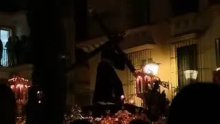 Cristo de los Gitanos por la plaza de San Román. La madruga