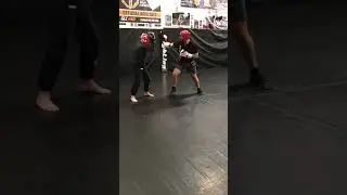 Light sparring rounds #boxing#heavyweight #passion #boxingtraining  