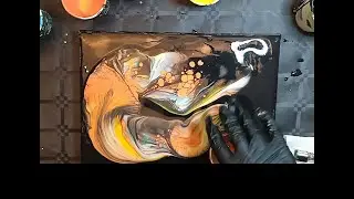 Découvrez « l’acrylic pouring » : «open-cup fantastic»