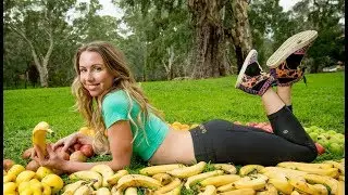 Rawvana Eats Fish.  Freelee the Banana Cult Leader goes crazy