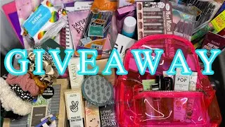 Huge Back To School Giveaway Collab 2 Winners!! (CLOSED)