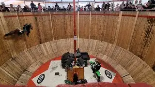 Motorrad Stunt Show auf dem Oktoberfest 2025