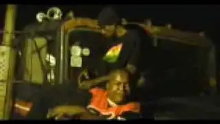 UKOO FLANI- Pingilinywee