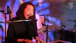 19 Share Your Pain - SANANDA MAITREYA & The Nudge Nudge