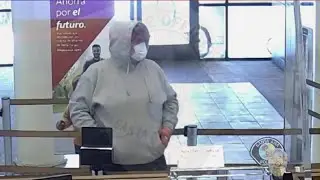 Santa Ana attempted bank robbery caught on camera
