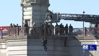 Person rescued after jumping into Connecticut River from Memorial Bridge in Springfield