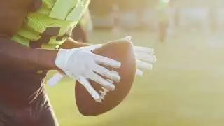 The Football Game - Maneioca Official