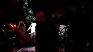 Круглый Бенд Combo: Орнеттколманиада Instrumentals в Trane Zen Art