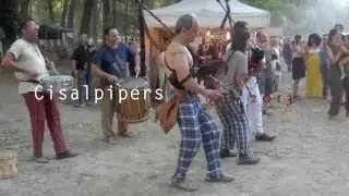 Cisalpipers - I Ariva - Bundan Celtic Festival 2013 - Itinerate