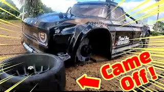 Jumping from a high speed run in the New Arrma Infraction 3s V3. The tire comes off. and its repair.