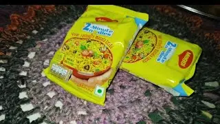 Garlic Chilli Maggi 😋 | 5 Minute Mein Spicy Maggi | Kashmiri Village Kitchen | village style|
