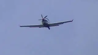 Grob 120TP E-504 despegando de la Escuela de Aviaci&oacute;n Militar en C&oacute;rdoba 14-11-2019