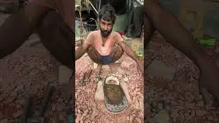Muslim भाई ने बनाया सिलबट्टा 