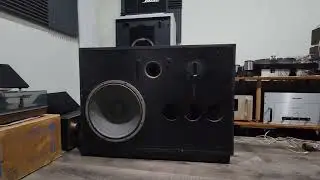 Testing very old big JBLs 😊 #JBL #LE15a #2440 #AlNiCo