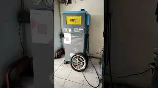 mengisi angin ban menggunakan nitrogen agar lebih stabil