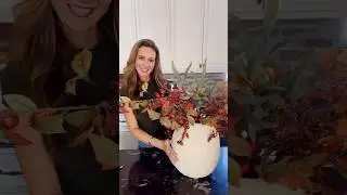 How to Make an Easy Pumpkin Vase for Fabulous Fall Decor￼