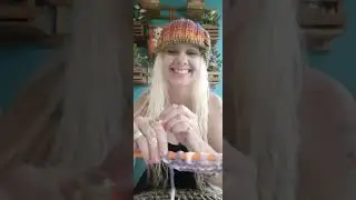 Peseira linda de tricô- Professora Anthonianne levenhagen
