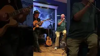 Michael McHugh and flezaDoza performs &lsquo;I&rsquo;ve Got To Tell You&rsquo; at Mary O&rsquo;s