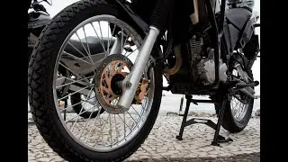 REFORMANDO AS RODAS DA T&Eacute;N&Eacute;R&Eacute; 250CC/ TROCANDO OS RAIOS ORIGINAIS POR CROMADOS DA DDL 4MM