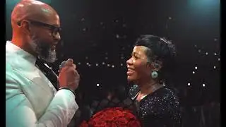 11 Years Of MARRIAGE: FANTASIA RECEIVES A PUBLIC PROPOSAL in front of THOUSANDS