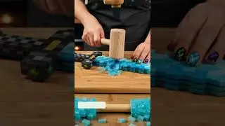 Breaking a Minecraft Sword! Ultimate Shattering Sounds 💥🔪