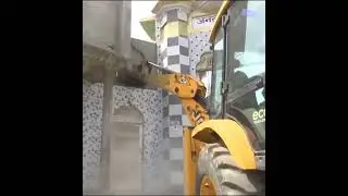 Bulldozer action by administration in Sambhal, demolish illegal mosque | Heavy Police security