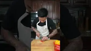 Нарезанный кубиками болгарский перец