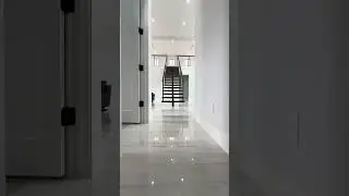 Luxury Lakefront Living: Modern Home Tour 🏡🛥️