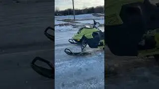 2025 Ski-Doo FREERIDE 146