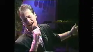 אדם - מרחוק לרחוק - מתוך תוסס