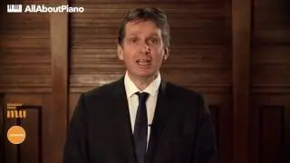 Murray McLachlan: Firm fingertips, free joints