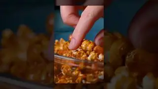 The Perfect Caramel Popcorn from just 3 Ingredients