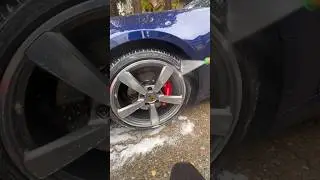 Porsche 911 Wheel cleaning 🧼🛞 #car #automobile #detailing #cardetailing