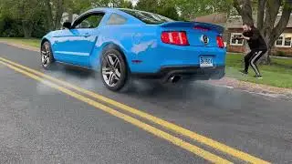 2010 Shelby GT500 burnout