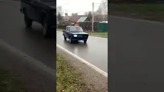 Зашёл боком в поворот
