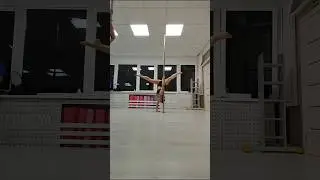 Pole dance #dance #poledancenation #polefit #poledance #pole #polesport #dancing #poledancers