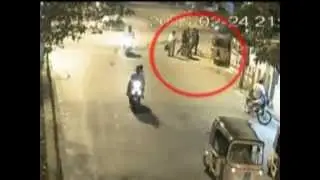 Mobile Snatching Caught on CCTV Cam | Live Crime in India | Tirupati Traffic Police