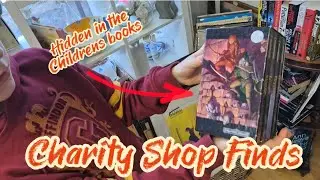 Они были спрятаны в детских книгах... и мой сын их нашел!!!