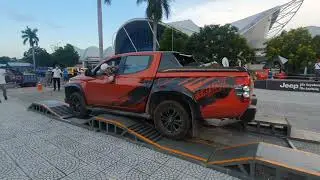Ranger Raptor vs Triton on ramps test
