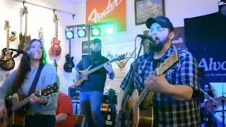 Live & Loud with Lindsay featuring Matt Miller Coozies Custom Calls