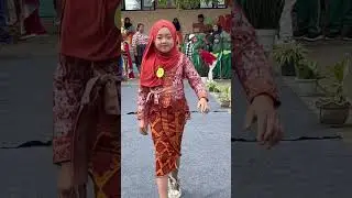 lomba fashion show