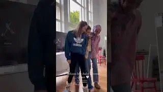 MASTERCHEF AYLA S&Uuml;MEYYE VE NİSAYA HALAY &Ouml;ĞRETİYOR