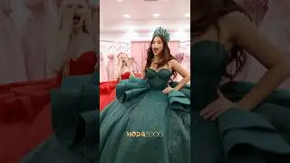 #CindyLouWho in a #Quince dress!❤️🎄 #Moda2000 #quincedress #quincea&ntilde;era