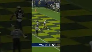 Notre Dame scores first TD of the day against Navy 2022.  Leading at halftime