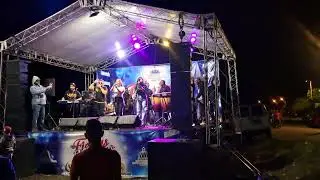 Sirvió mora en las baria de bani