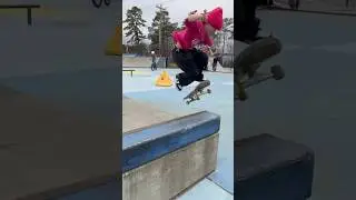 🎱MAVERICK🛹POPSHUVIT LEDGE🎲#youtubeshorts #skateboarding #fyp #tricks