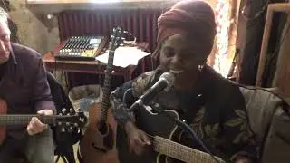 Pamela Badjogo & Mark Mulholland   Mvulu   Com Chez Nous 270925